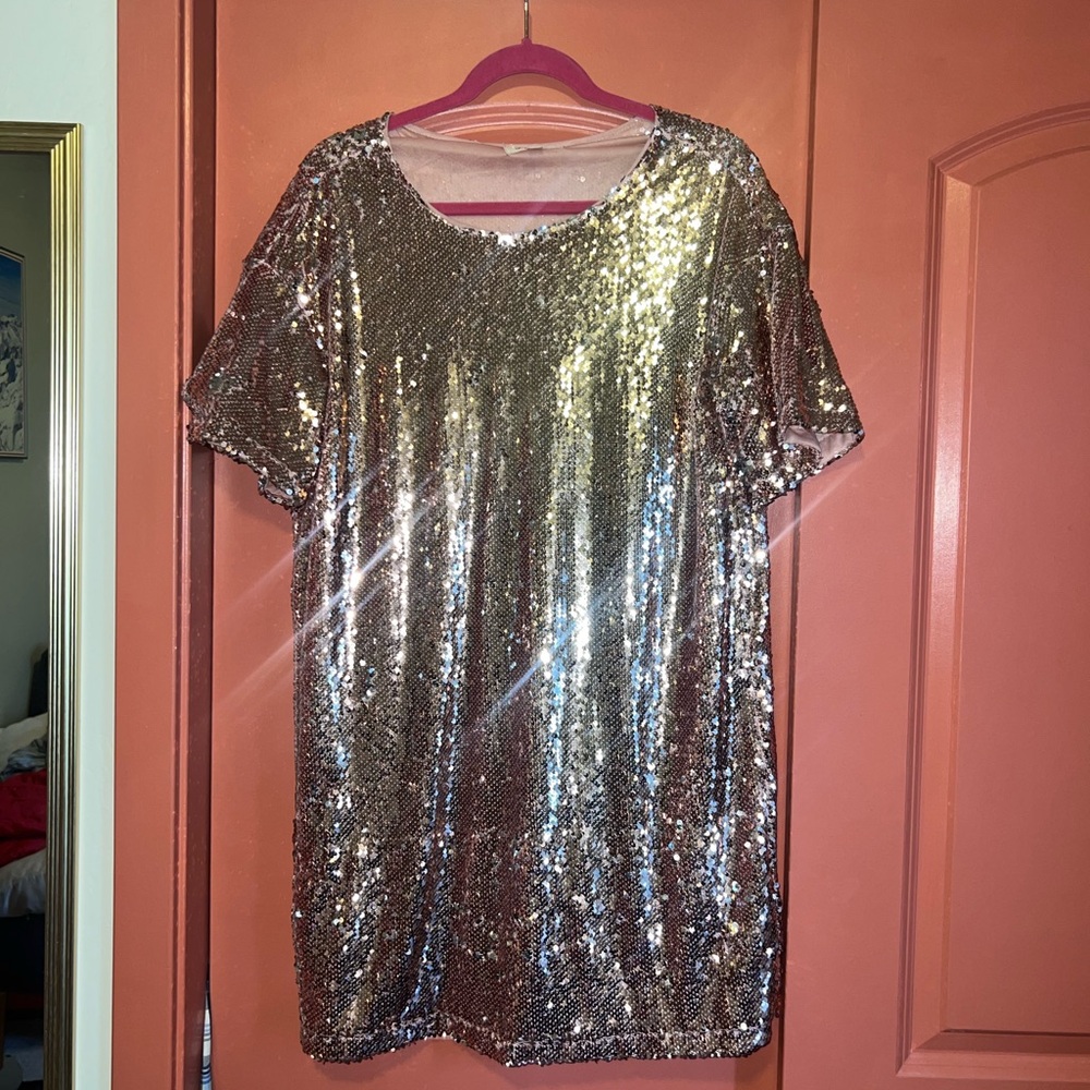 Pink sequin tshirt dress